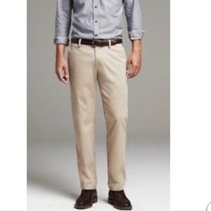 Banana Republic Emerson Chino Straight Fit